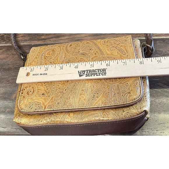 Relic Paisley Brown Leather Embossed Purse With Braided Strap & Magnetic Closure - Picture 6 of 11